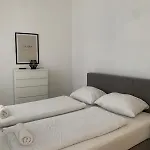 Luxury Cityapartment 3